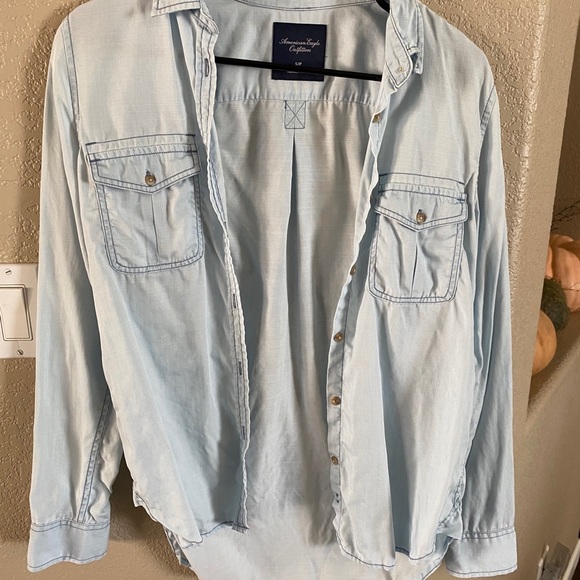 Ligh blue casual button up - Picture 1 of 2